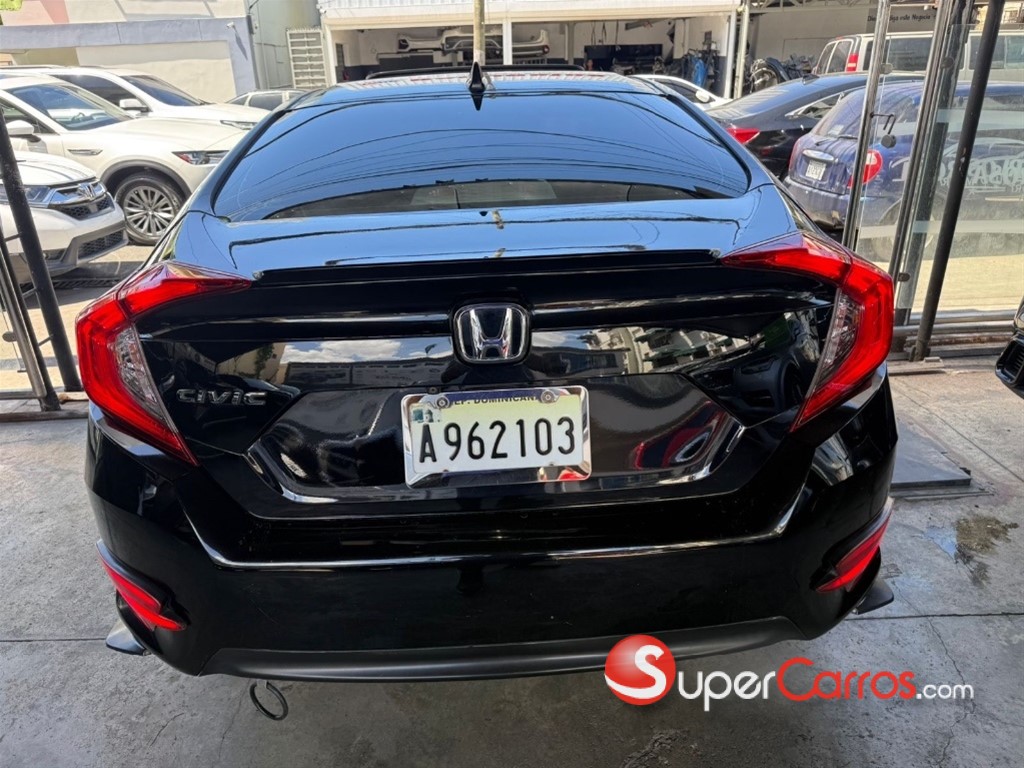2017 Honda Civic EX Turbo — foto 4 / 9