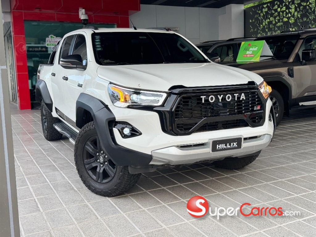 2018 Toyota Hilux Limited — foto 9 / 10