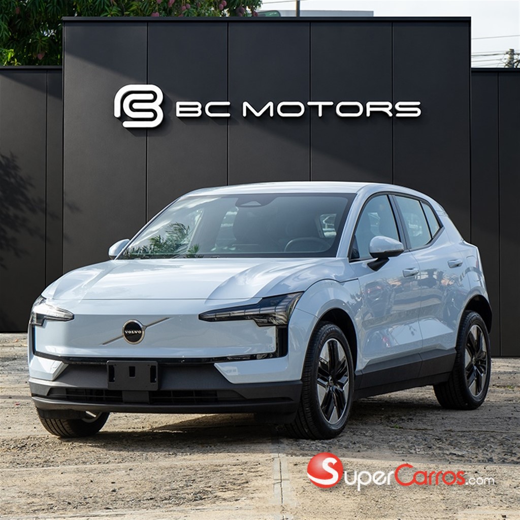2025 Volvo EX30 Core