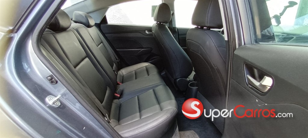 2020 Hyundai Accent — foto 5 / 11