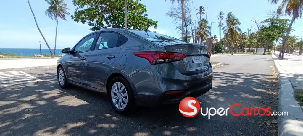 2020 Hyundai Accent — foto 9 / 11