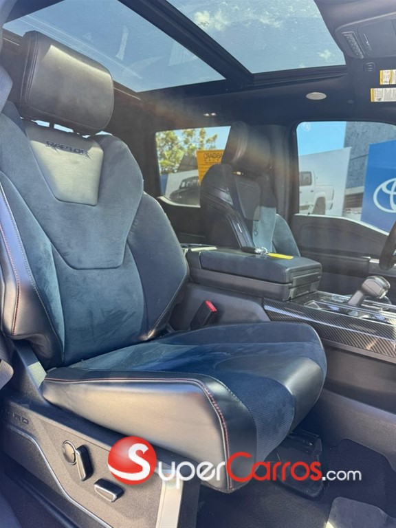 2022 Ford F 150 Raptor — foto 7 / 11