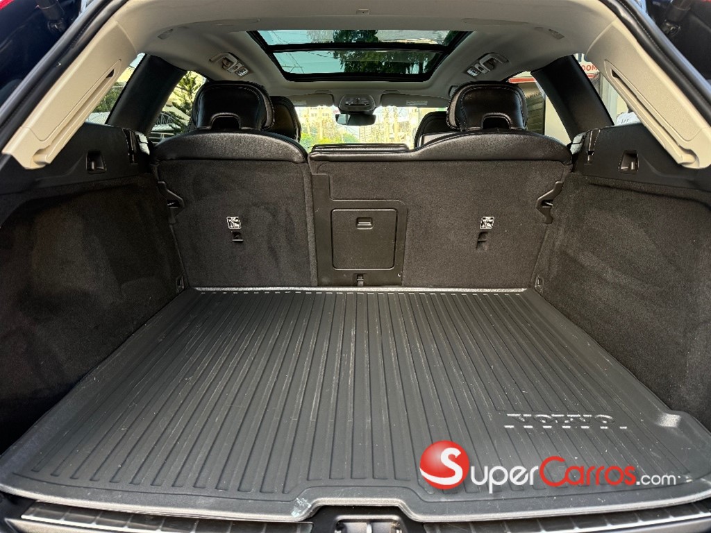 2022 Volvo XC60 B6 Inscription — foto 7 / 11