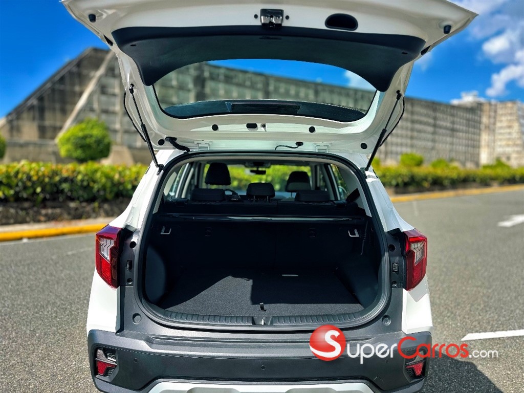 2026 Kia Seltos Luxury — foto 8 / 12
