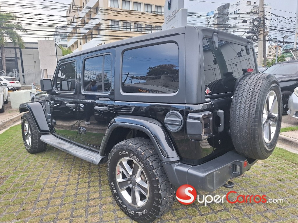 2019 Jeep Wrangler Unlimited Sahara — foto 8 / 12