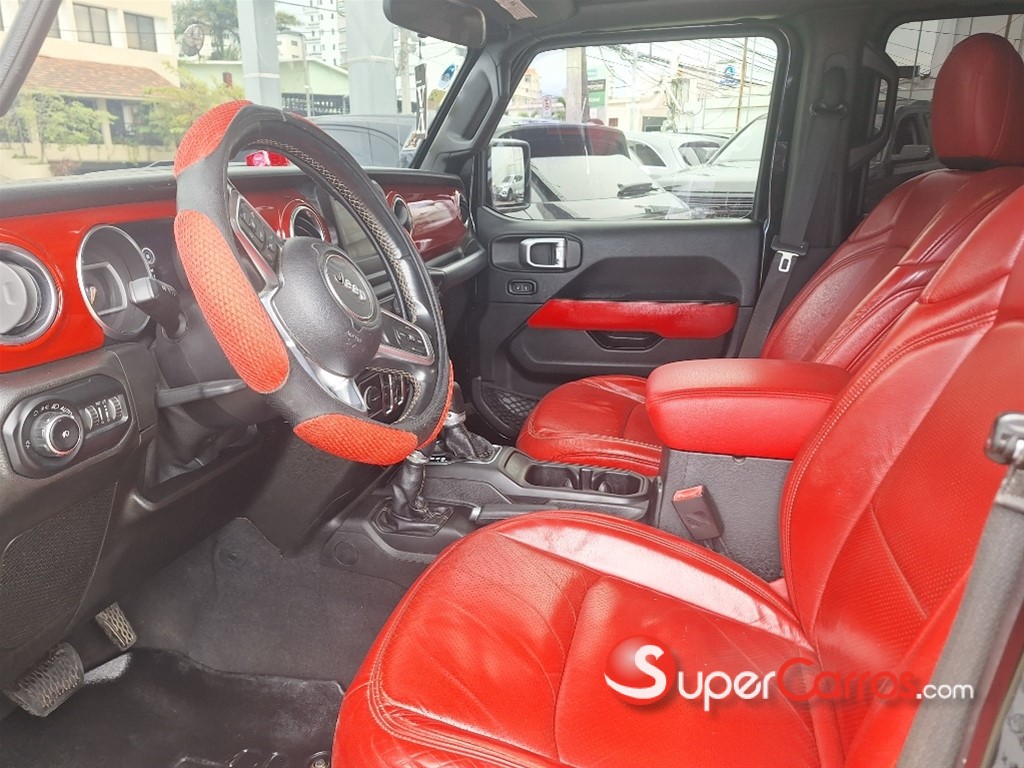 2019 Jeep Wrangler Unlimited Sahara — foto 9 / 12