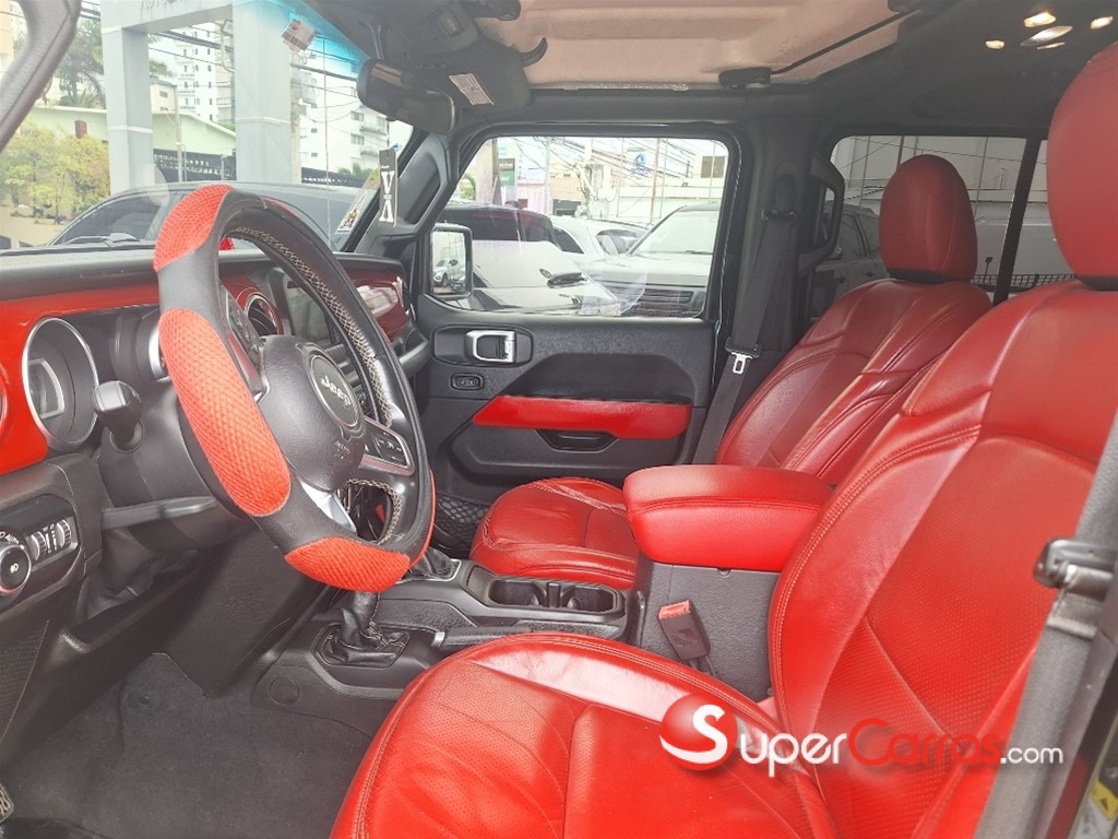 2019 Jeep Wrangler Unlimited Sahara — foto 10 / 12