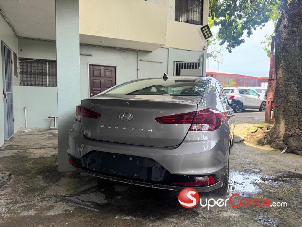 2020 Hyundai Elantra SEL — foto 5 / 11
