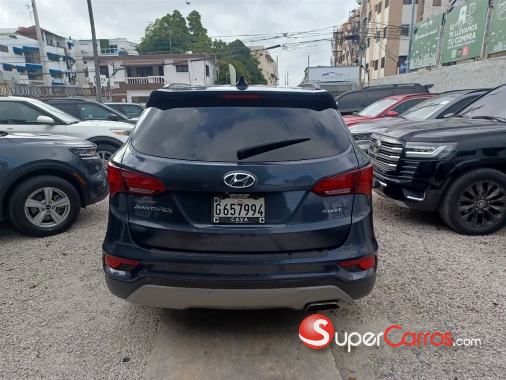 2017 Hyundai Santa Fe Sport — foto 5 / 9