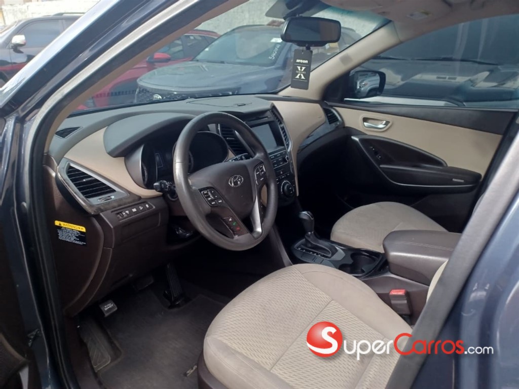 2017 Hyundai Santa Fe Sport — foto 7 / 9