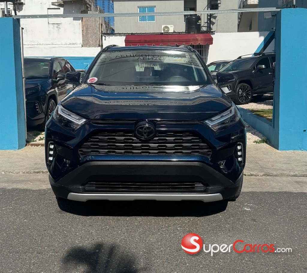2024 Toyota RAV4 XLE Premium — foto 2 / 8