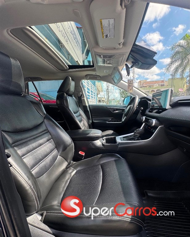2024 Toyota RAV4 XLE Premium — foto 7 / 8