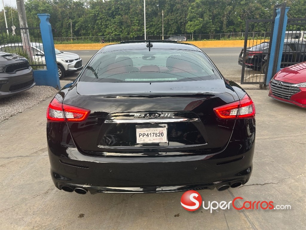 2020 Maserati Ghibli — foto 5 / 12