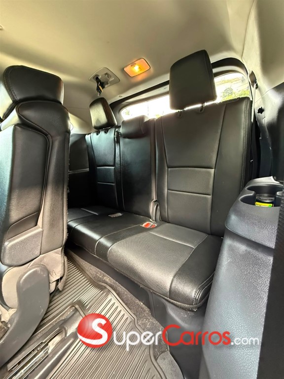2021 Toyota Highlander LE — foto 9 / 12
