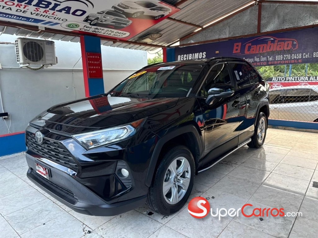 2020 Toyota RAV4 XLE — foto 3 / 12