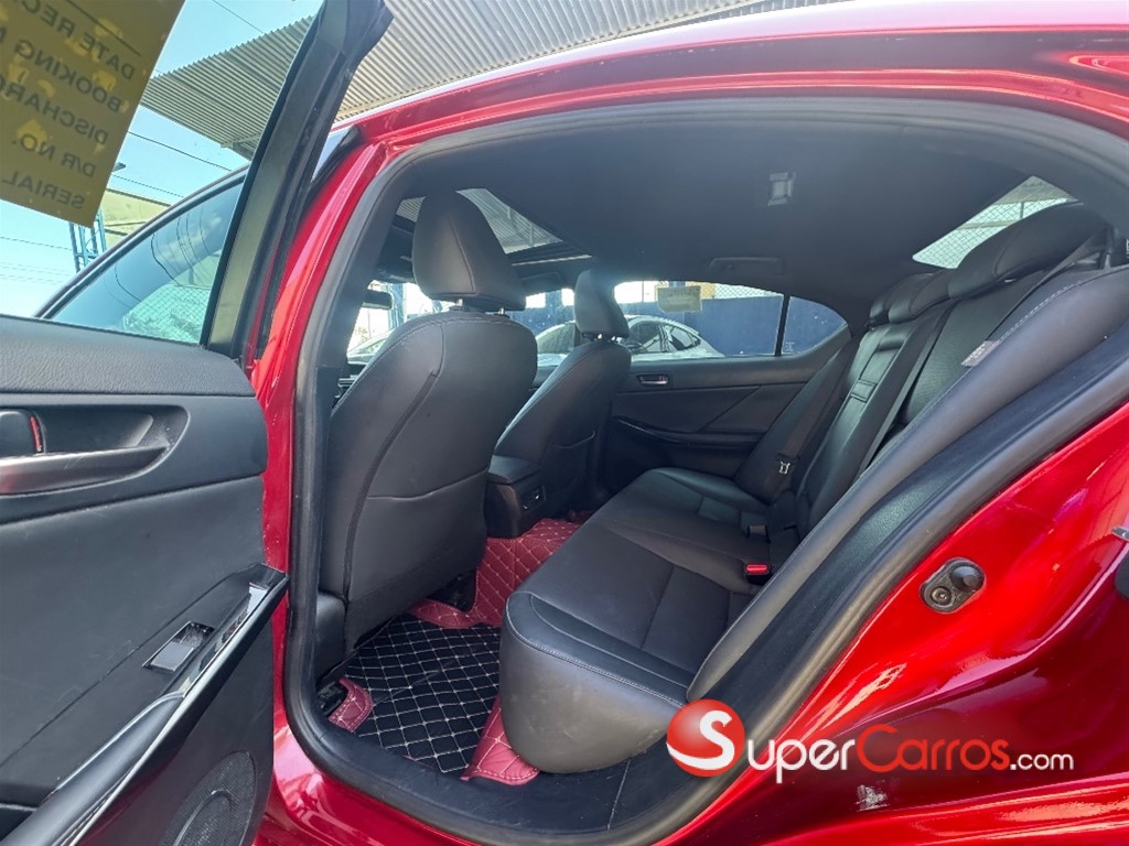 2024 Lexus IS 350 F Sport — foto 9 / 11