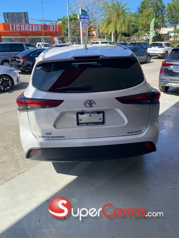 2020 Toyota Highlander — foto 3 / 7