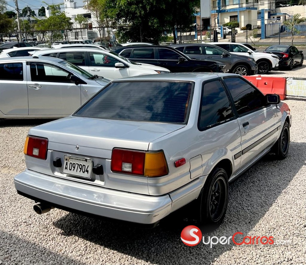 1985 Toyota Corolla CE — foto 7 / 12
