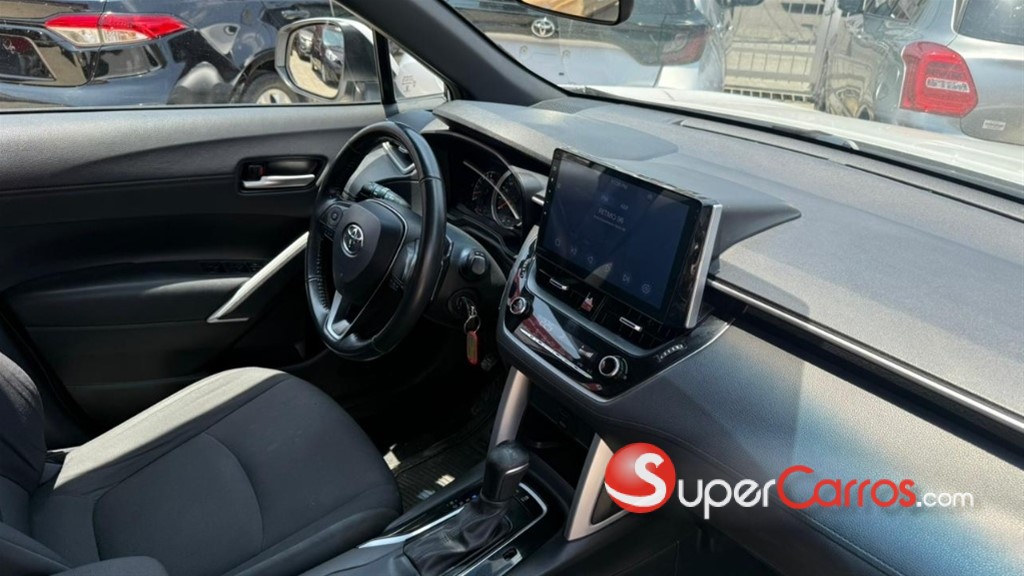 2023 Toyota Corolla Cross — foto 3 / 10