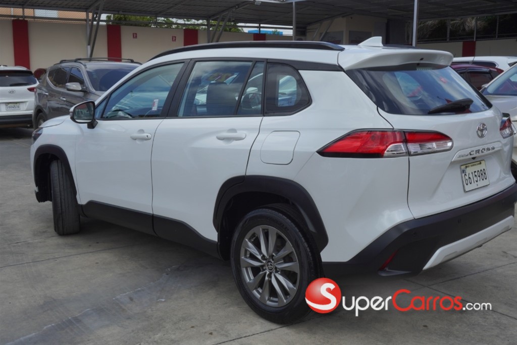 2023 Toyota Corolla Cross — foto 9 / 10