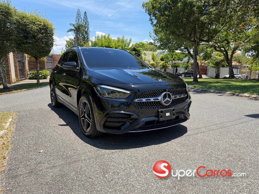 2025 Mercedes-Benz Clase GLA 200 AMG LINE