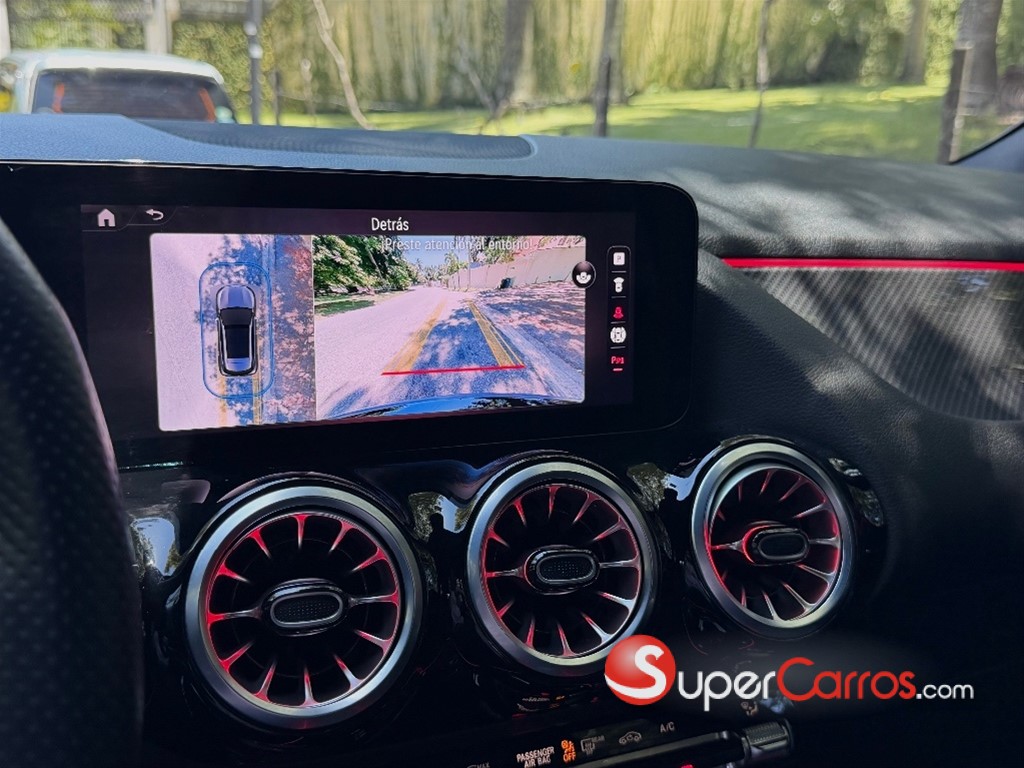 2025 Mercedes-Benz Clase GLA 200 AMG LINE — foto 8 / 9