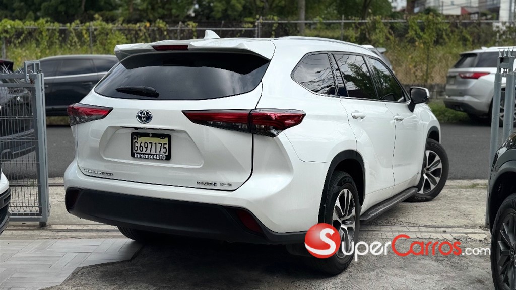 2022 Toyota Highlander Hybrid XLE — foto 10 / 11