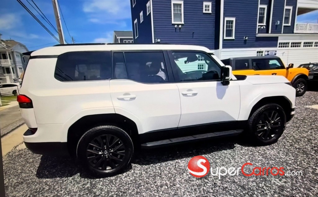 2024 Lexus GX 550 Premium — foto 2 / 12