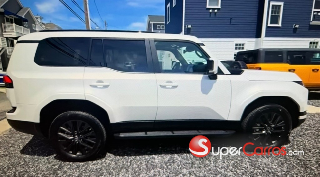 2024 Lexus GX 550 Premium — foto 4 / 12