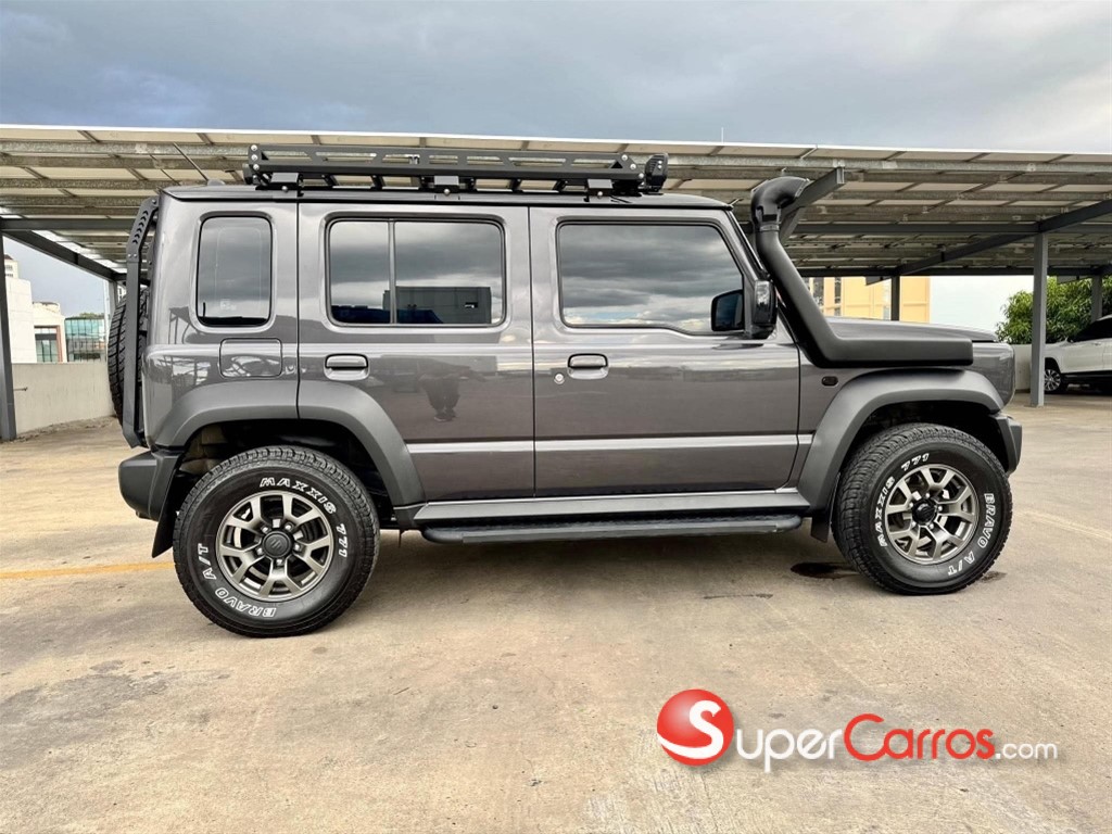 2024 Suzuki Jimny GLX — foto 3 / 8
