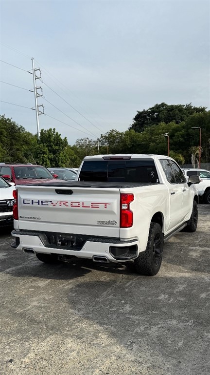 2020 Chevrolet Silverado High Country Duramax — foto 3 / 9
