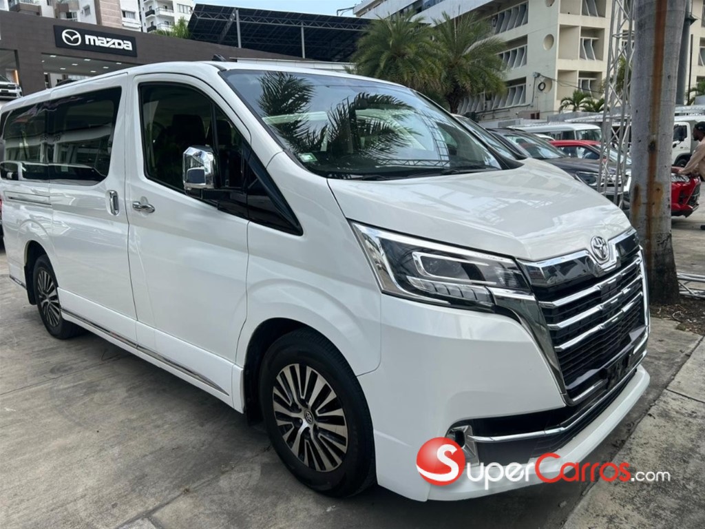 2020 Toyota Hiace GL