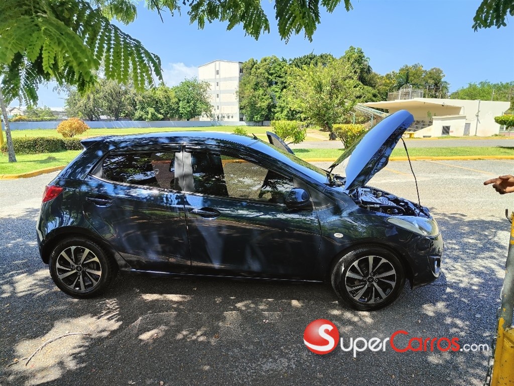 2015 Mazda Demio