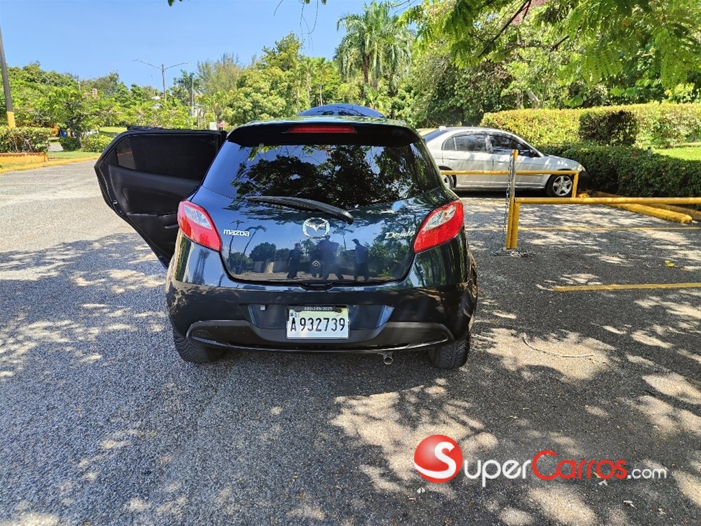 2015 Mazda Demio — foto 2 / 6