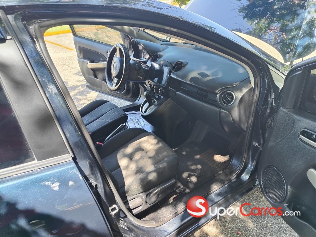 2015 Mazda Demio — foto 3 / 6
