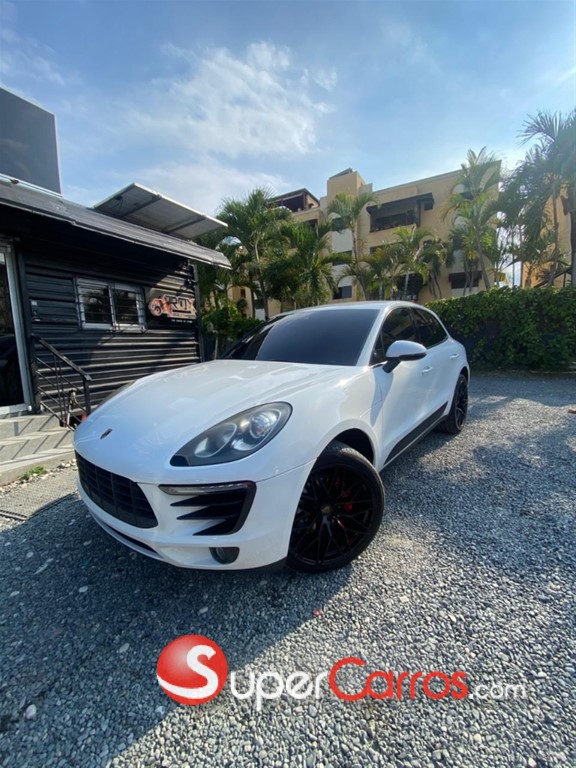 2017 Porsche Macan