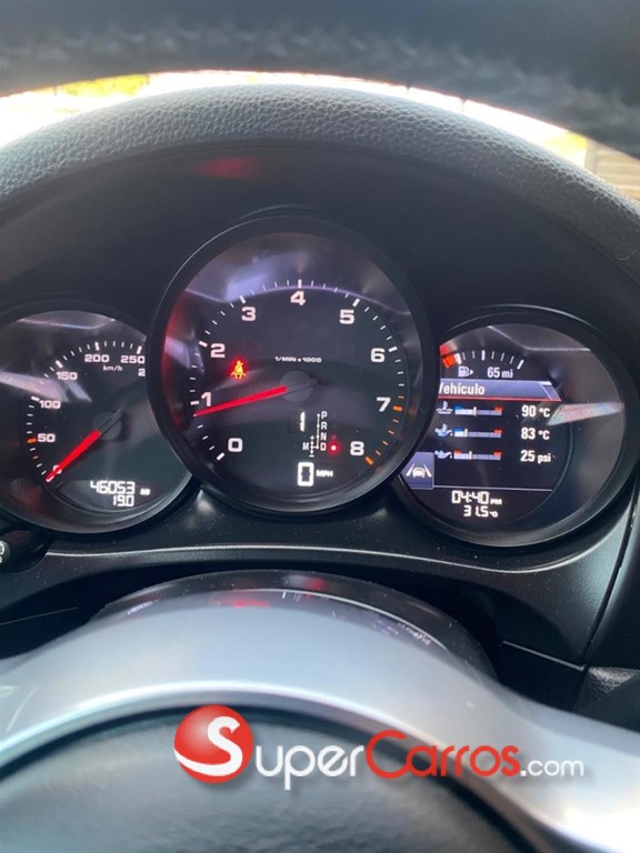 2017 Porsche Macan — foto 6 / 12