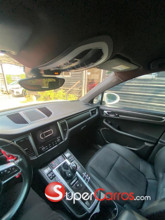 2017 Porsche Macan — foto 12 / 12