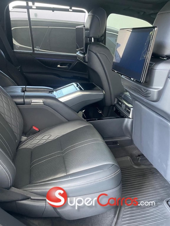 2022 Lexus LX 600 Luxury — foto 3 / 8