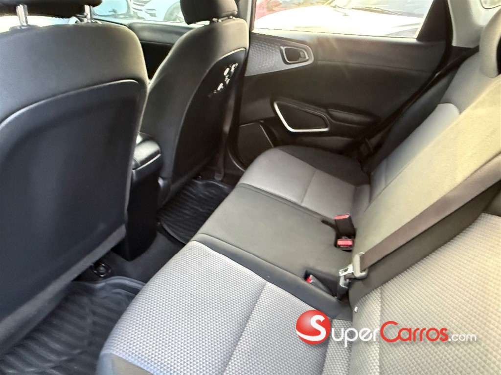 2023 Kia Soul — foto 8 / 11