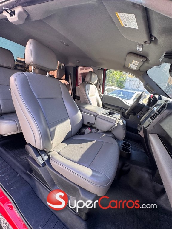 2019 Ford F 150 XL — foto 6 / 10