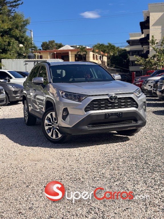2020 Toyota RAV4 XLE PLUS