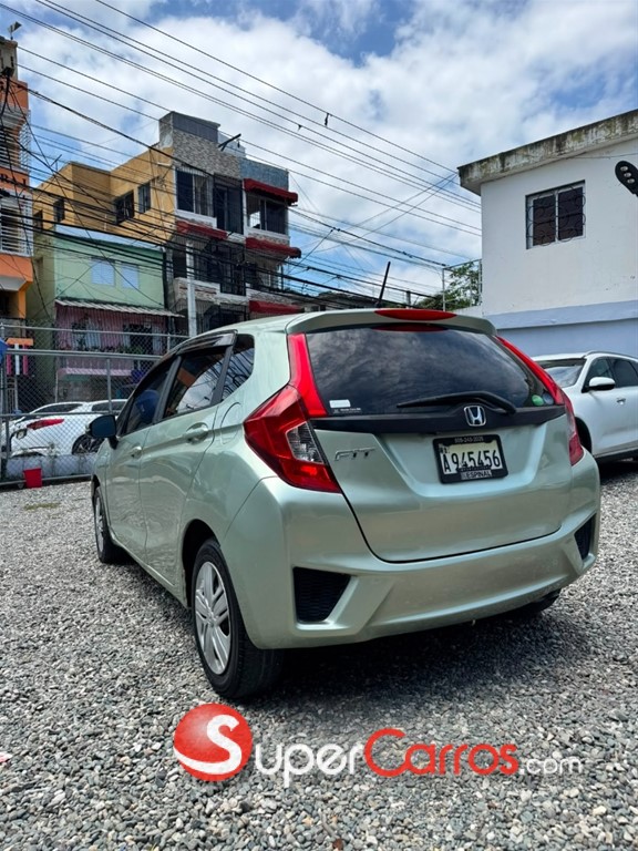2015 Honda Fit — foto 8 / 9