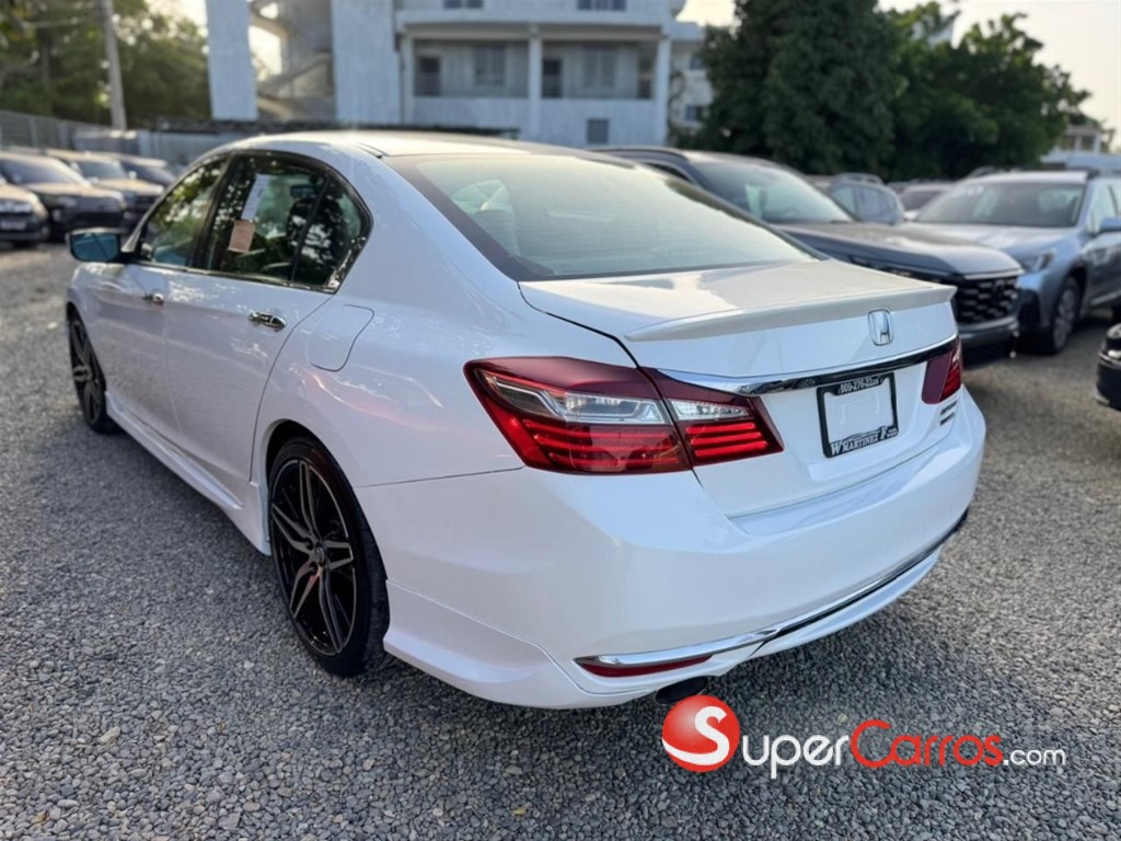 2017 Honda Accord Sport — foto 4 / 10