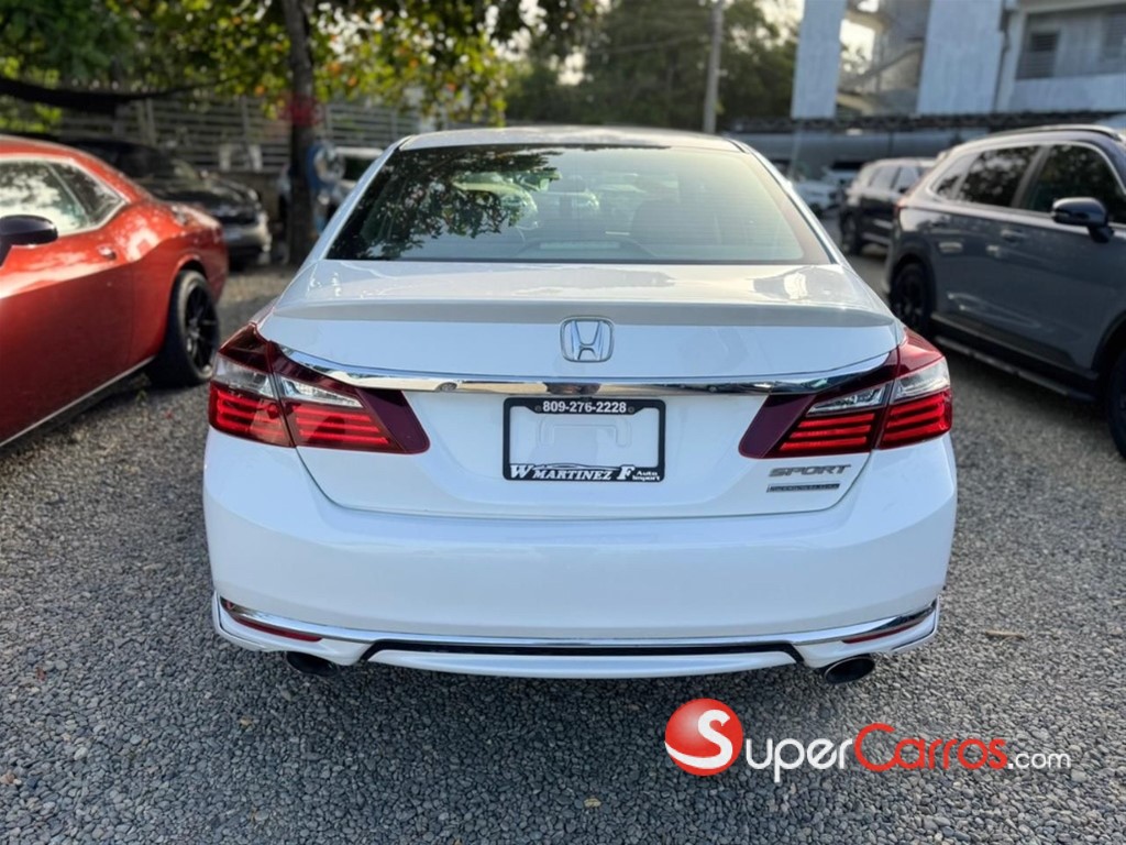 2017 Honda Accord Sport — foto 6 / 10