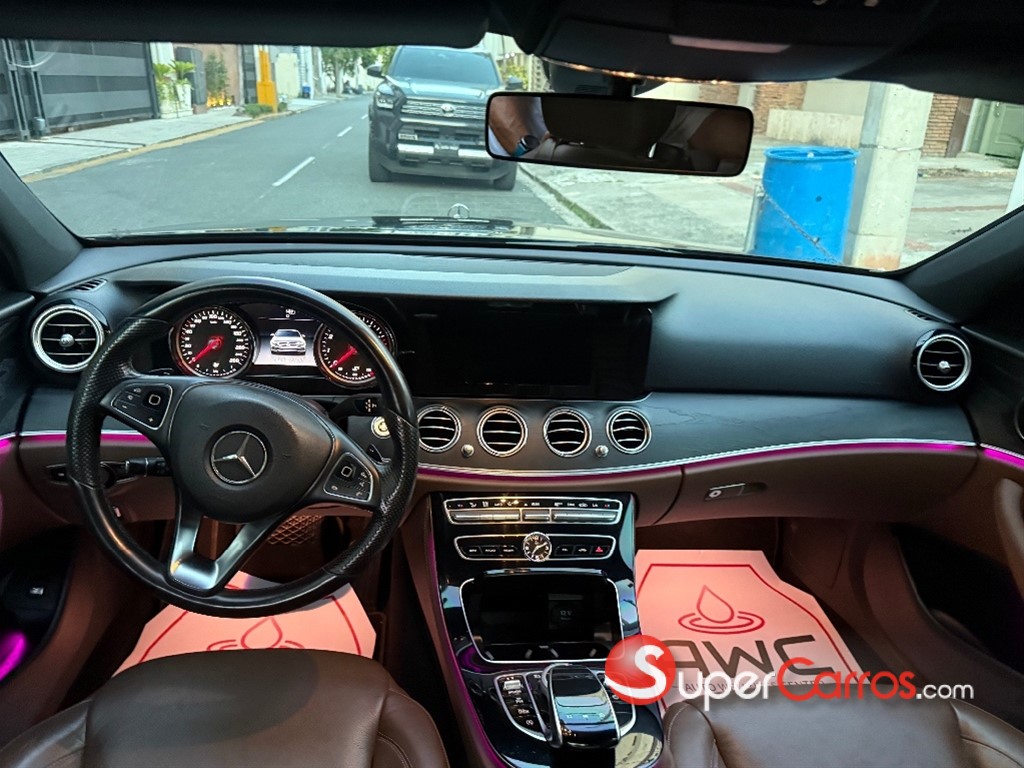 2017 Mercedes-Benz Clase E 250 — foto 8 / 11