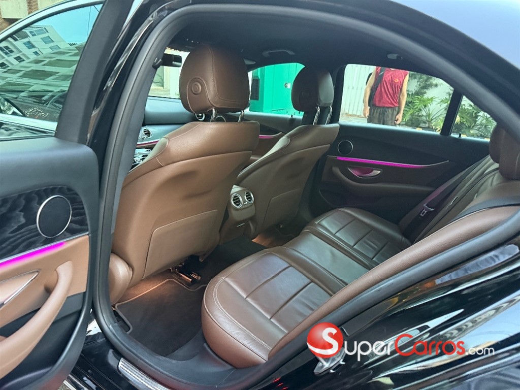 2017 Mercedes-Benz Clase E 250 — foto 9 / 11