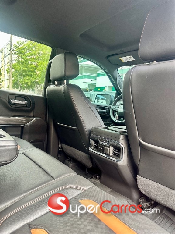 2020 GMC Sierra 1500 AT4 DURAMAX — foto 9 / 12