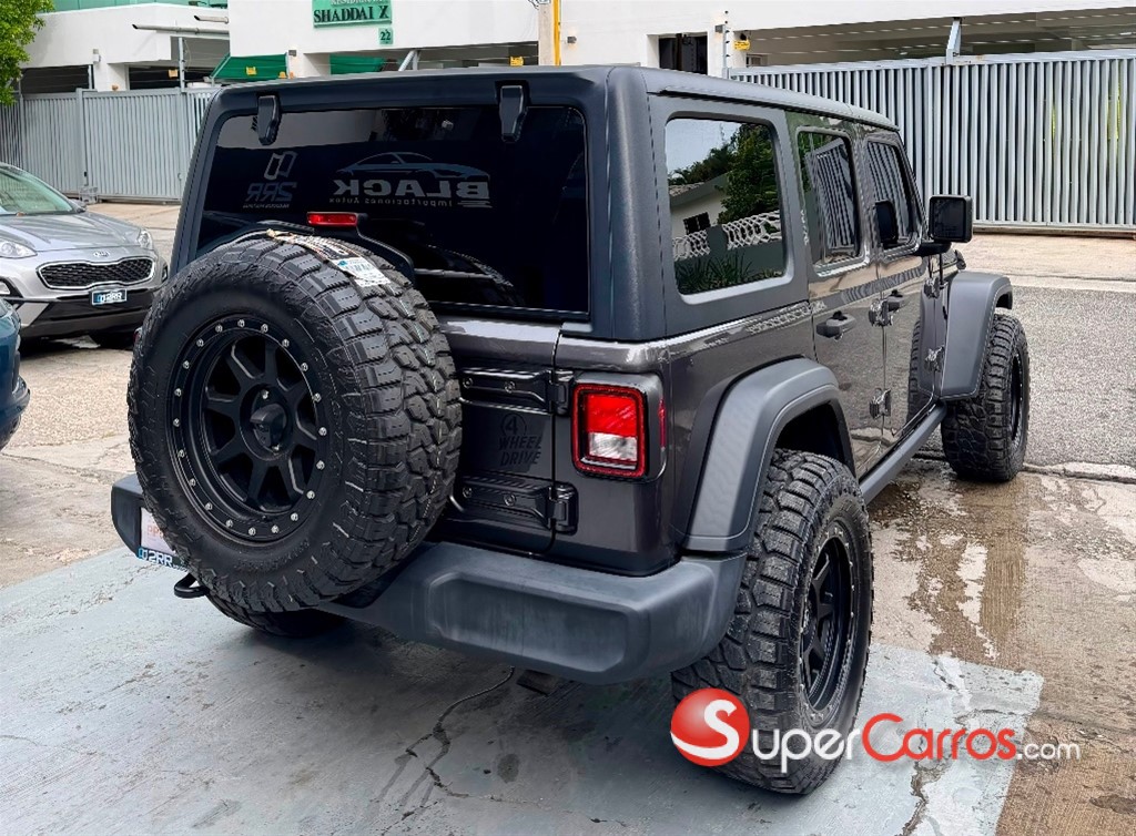 2021 Jeep Wrangler Sport — foto 4 / 9