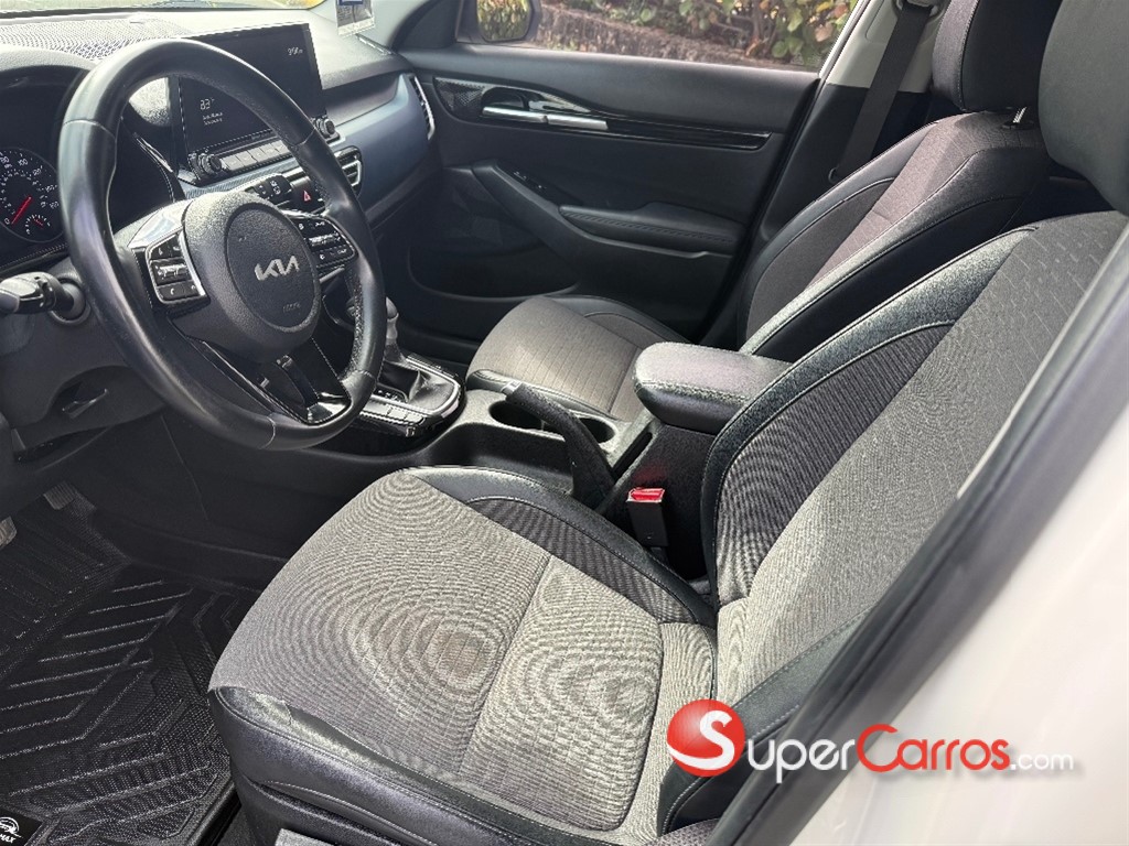 2022 Kia Seltos S — foto 9 / 12